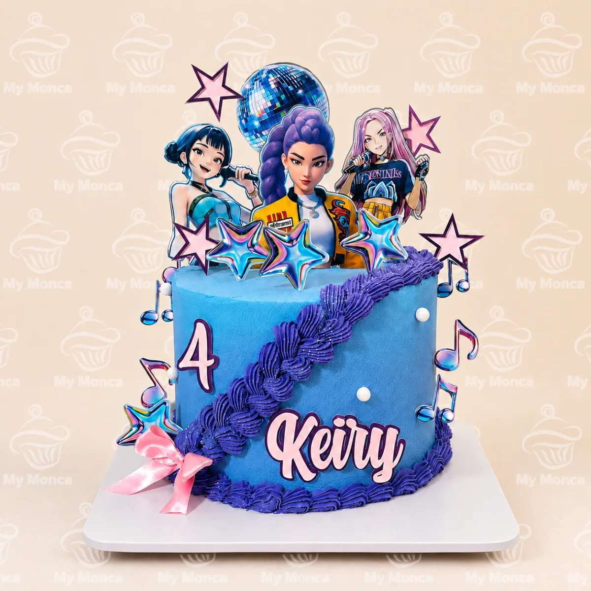 Torta KPop Demon Hunters con HUNTR/X personalizada Torta personalizada de KPop Demon Hunters con HUNTR/X, estrellas y notas musicales