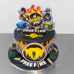 Torta de Free Fire personalizada para cumpleaños